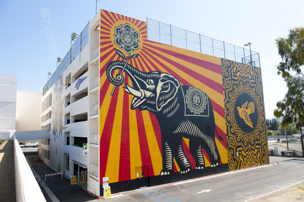 Explore the Murals and Street Art of the West Hollywood Design District Image